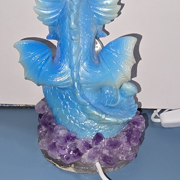 Amethyst Nest Baby Dragon Light Crystal Agate Base USB Fantasy Lamp Decor - Picture 6 of 9